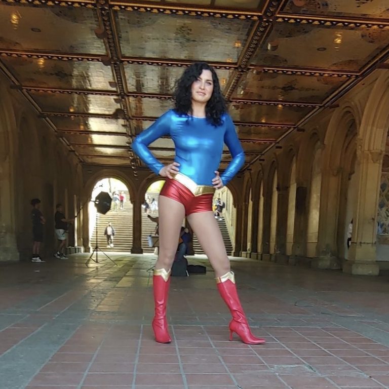 Bella Luxx as UltraGirl