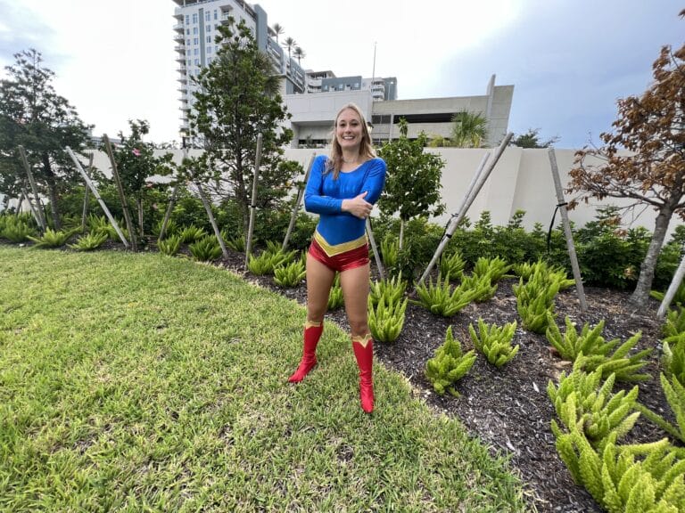 Ophelia Kaan as UltraGirl