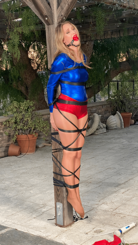 UltraGirl