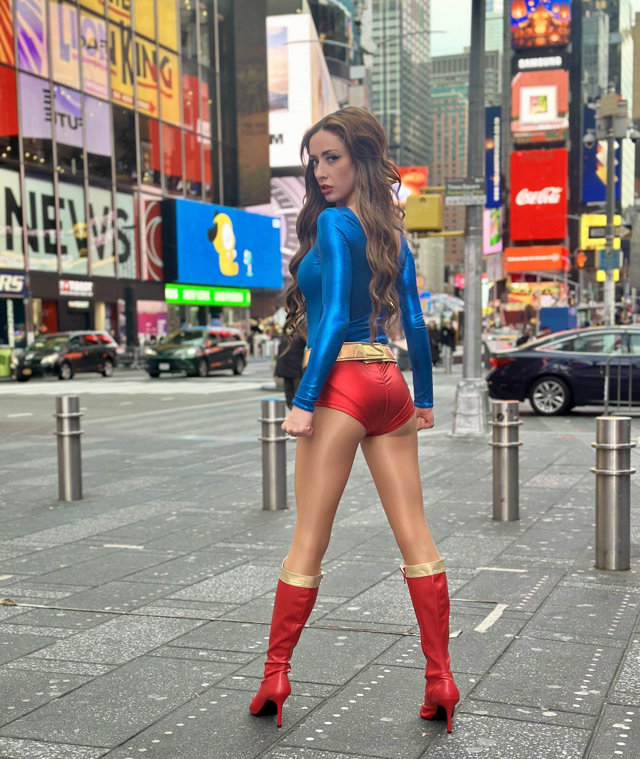 UltraGirl